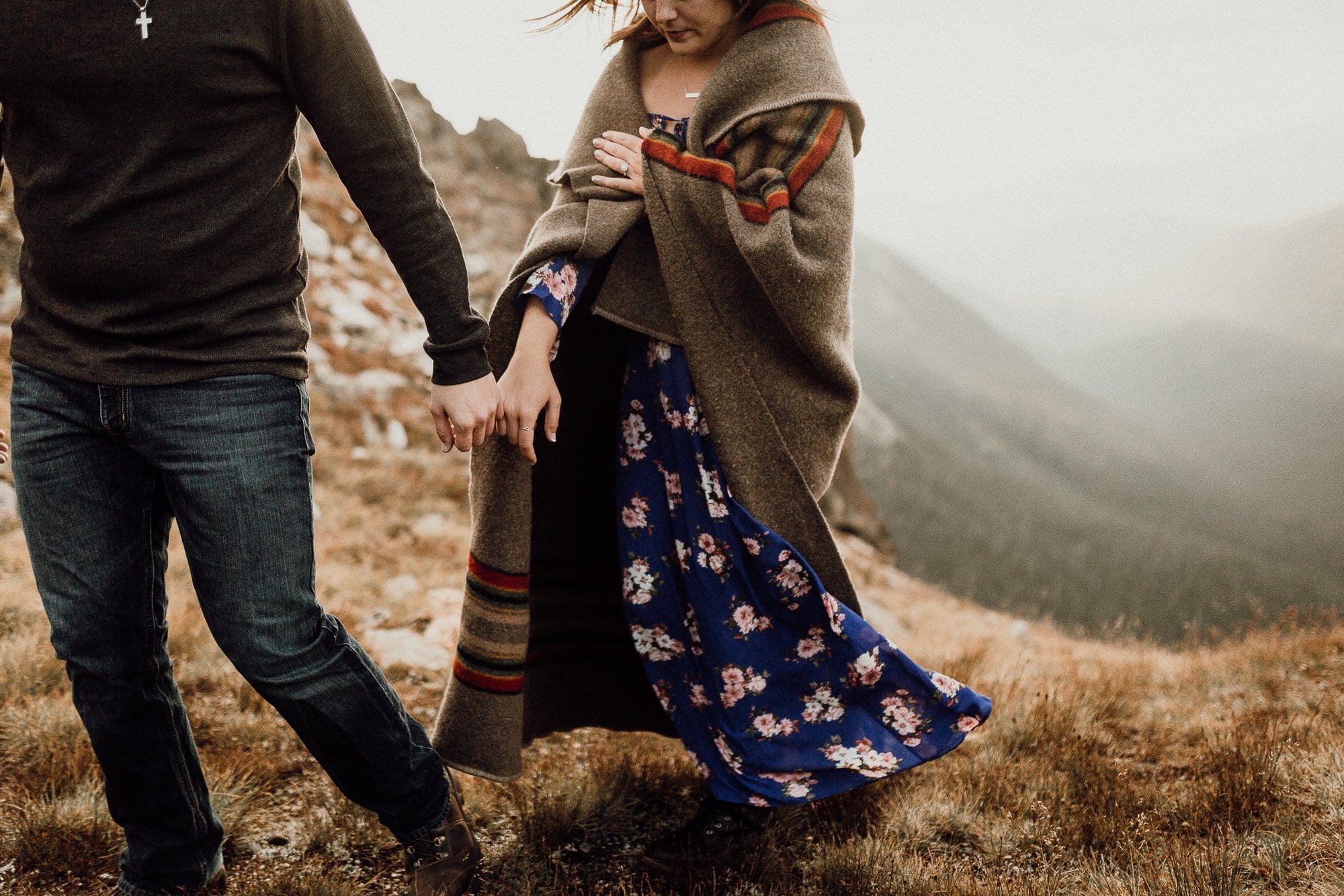 SUNRISE ROCKY MOUNTAIN ENGAGEMENT |TRAIL RIDGE ROAD ENGAGEMENT |Mattie + Austin| JUSTYNA E BUTLER PHOTOGRAPHY | ROCKY MOUNTAIN NATIONAL PARK ENGAGEMENT |COLORADO MOUNTAIN ENGAGEMENT PHOTOGRAPHER