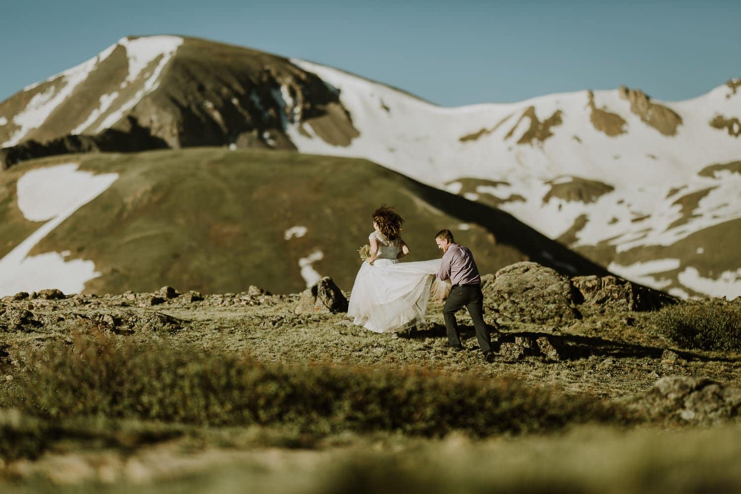 INDEPENDENCE PASS HIKING ADVENTURES|MAROON BELLS HIKING ADVENTURES|ASPEN COLORADO MOUNTAIN ADVENTURES|SNOWMASS WHITE RIVER NATIONAL FOREST ADVENTURES|ADVENTURE ELOPEMENTS|HIKING ADVENTURE|AMY+ IAN|INTIMATE WEDDING + ADVENTUROUS ELOPEMENT PHOTOGRAPHER