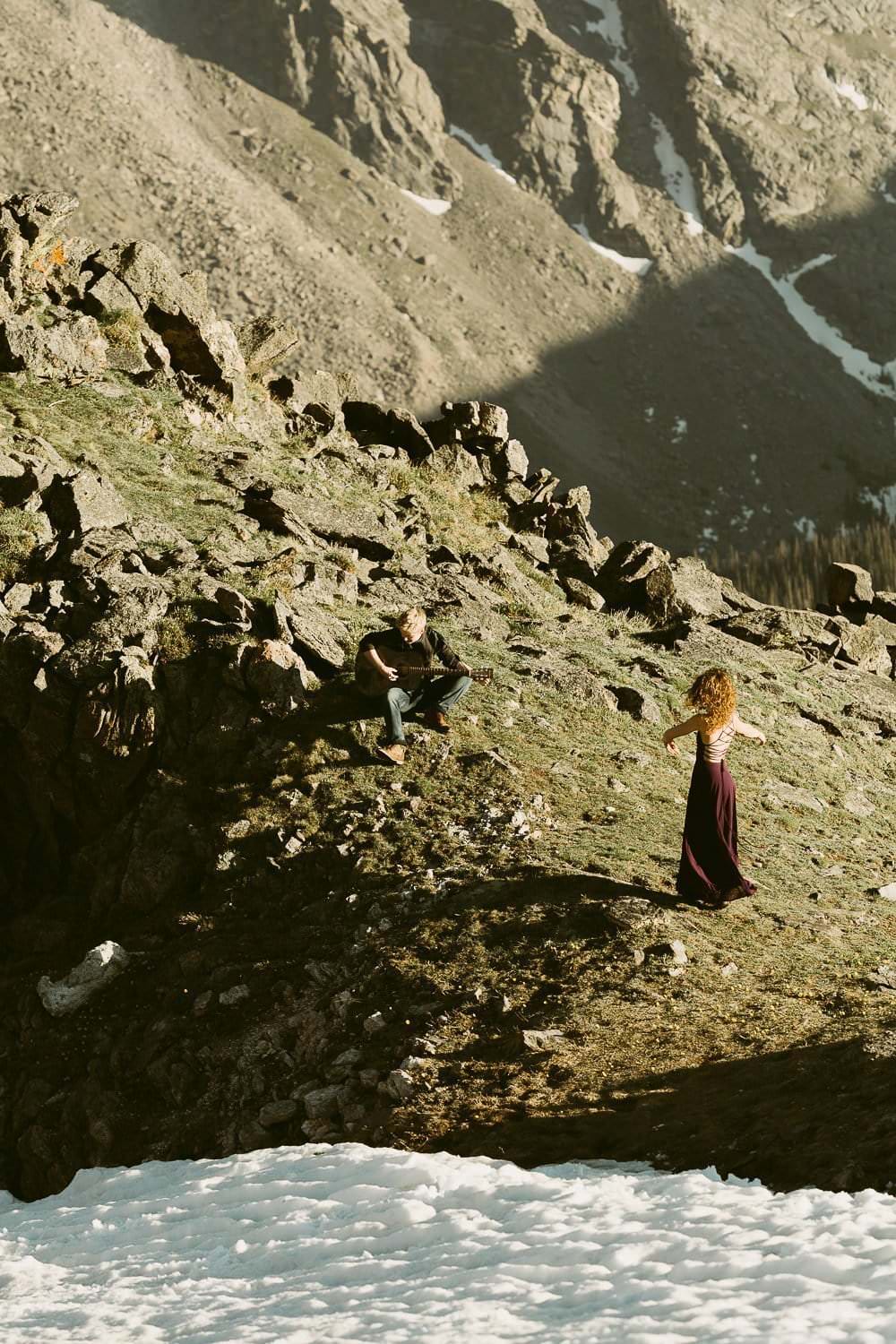 ROCKY MOUNTAIN NATIONAL PARK ADVENTURE ENGAGEMENT|TRAIL RIDGE ROAD HIKING ADVENTURE COLORADO MOUNTAIN WEDDING PHOTOGRAPHER|COLORADO ELOPEMENT PHOTOGRAPHER|OLIVER+ALYSSA