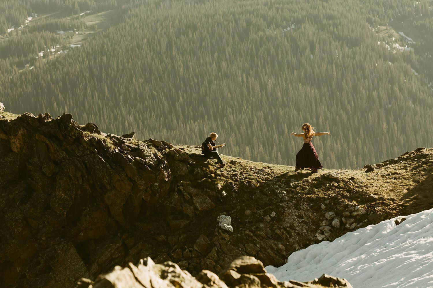 ROCKY MOUNTAIN NATIONAL PARK ADVENTURE ENGAGEMENT|TRAIL RIDGE ROAD HIKING ADVENTURE COLORADO MOUNTAIN WEDDING PHOTOGRAPHER|COLORADO ELOPEMENT PHOTOGRAPHER|OLIVER+ALYSSA