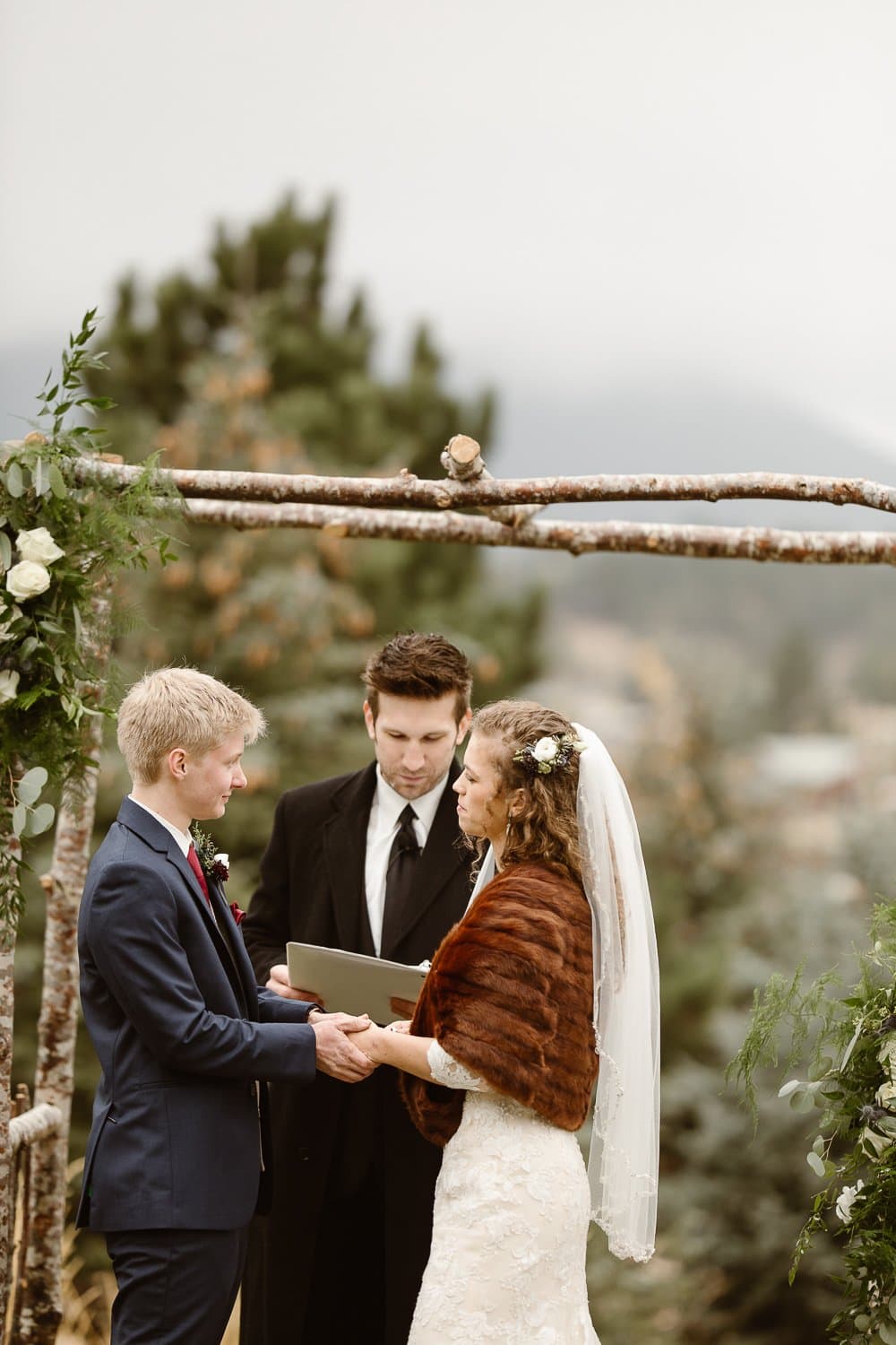 OLIVER’S + ALYSSA DESTINATION ADVENTURE MOUNTAIN INTIMATE WEDDING | DESTINATION WEDDING PHOTOGRAPHER|ESTES PARK COLORADO ADVENTURE WEDDING PHOTOGRAPHER | THE STANLEY HOTEL INTIMATE WEDDING|COLORADO MOUNTAIN INTIMATE WEDDING |ROCKY MOUNTAINS WEDDING PHOTOGRAPHER