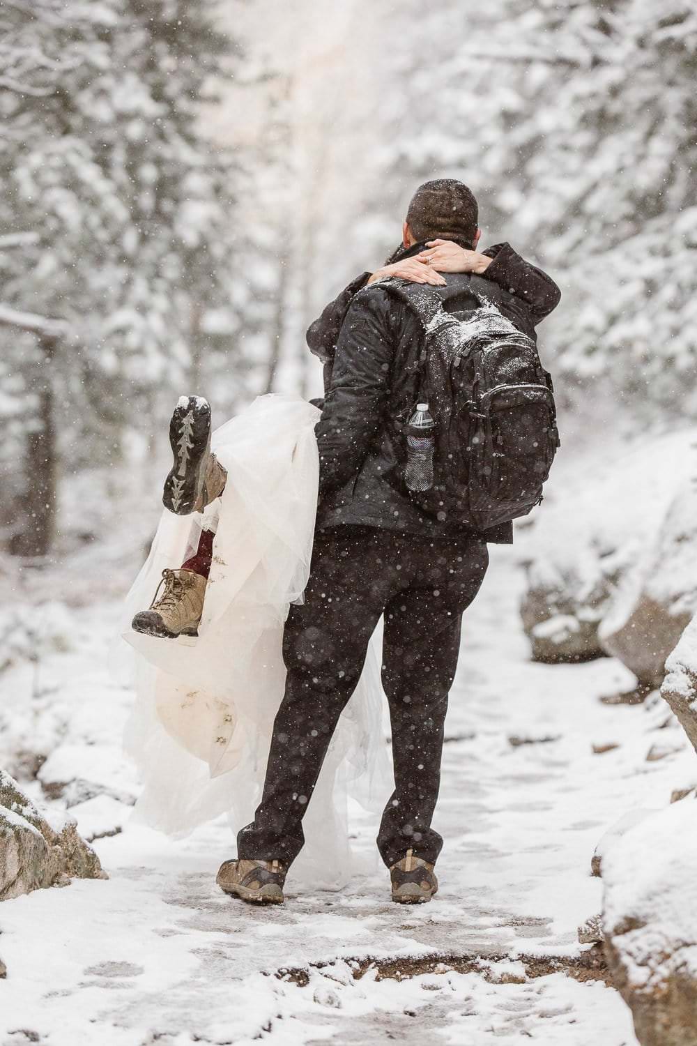 LILY+CHRIS’S ADVENTUROUS ROCKY MOUNTAIN NATIONAL PARK ADVENTURE | COLORADO ELOPEMENT PHOTOGRAPHER | DESTINATION ELOPEMENT PHOTOGRAPHER