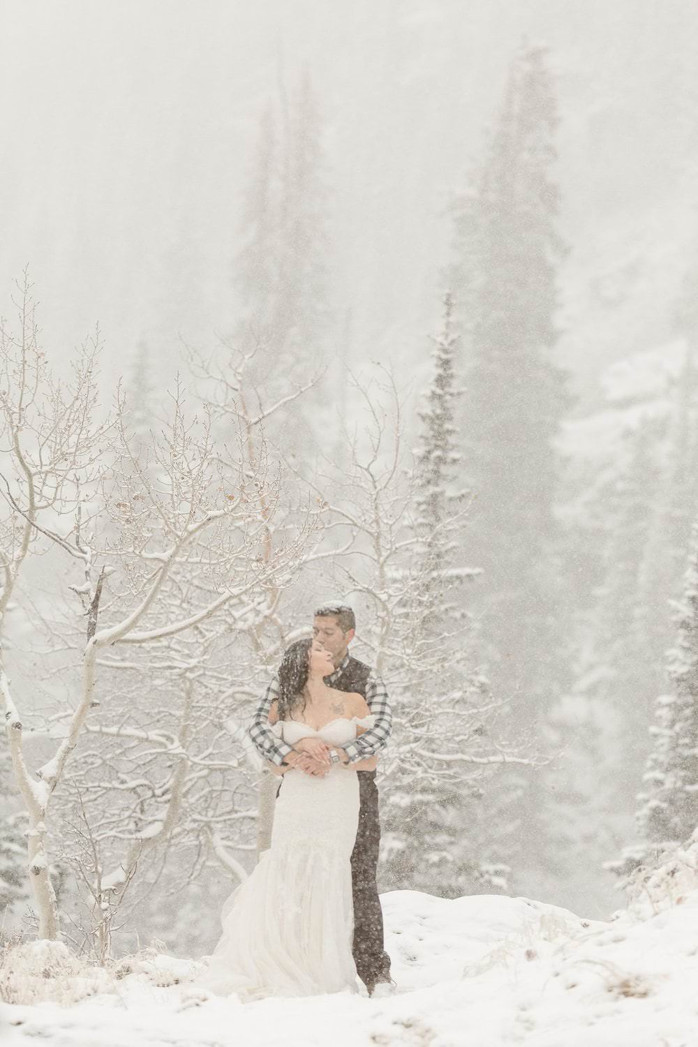 LILY+CHRIS’S ADVENTUROUS ROCKY MOUNTAIN NATIONAL PARK ADVENTURE | COLORADO ELOPEMENT PHOTOGRAPHER | DESTINATION ELOPEMENT PHOTOGRAPHER