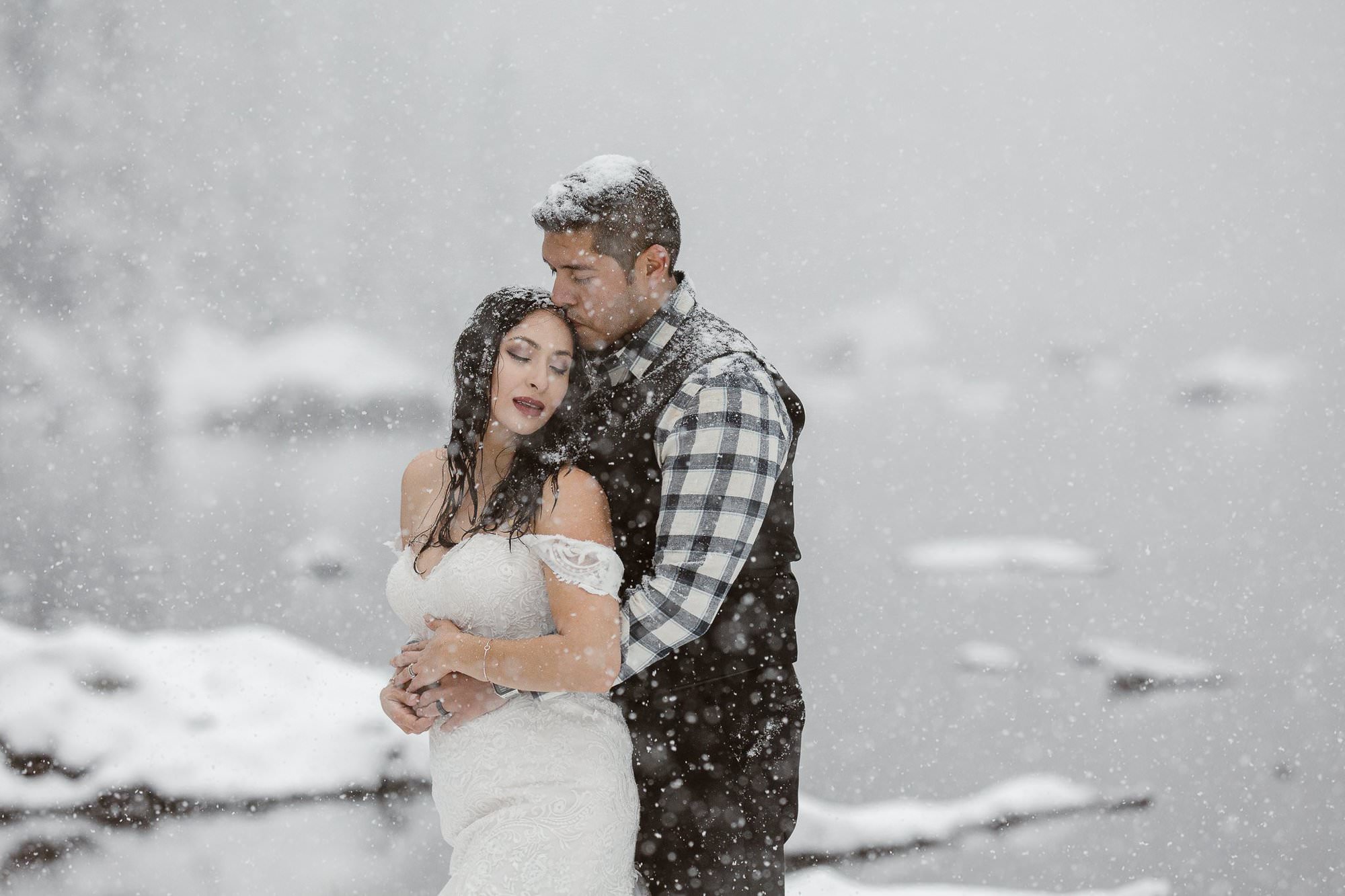 LILY+CHRIS’S ADVENTUROUS ROCKY MOUNTAIN NATIONAL PARK ADVENTURE | COLORADO ELOPEMENT PHOTOGRAPHER | DESTINATION ELOPEMENT PHOTOGRAPHER