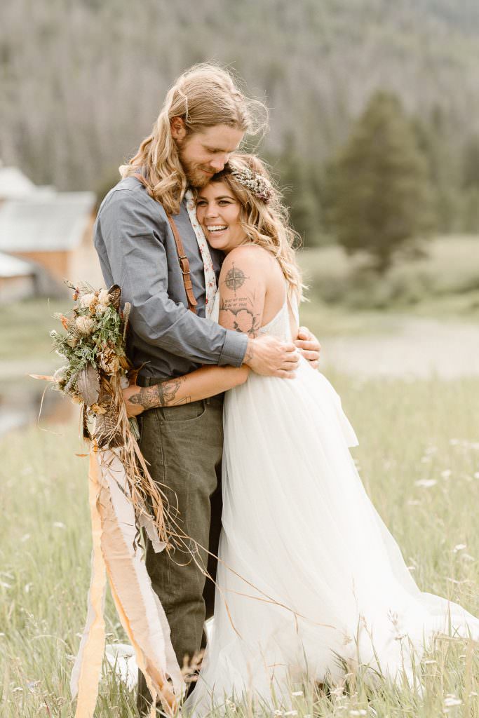 MIDNIGHT RANCH CLARK COLORADO | HOW TO ELOPE THE ADVENTUROUS WAY | FROM THE REAL COUPLES | ROCKY MOUNTAIN ADVENTURE ELOPEMENTS PHOTOGRAPHER | COLORADO ADVENTURE ELOPEMENT PHOTOGRAPHER