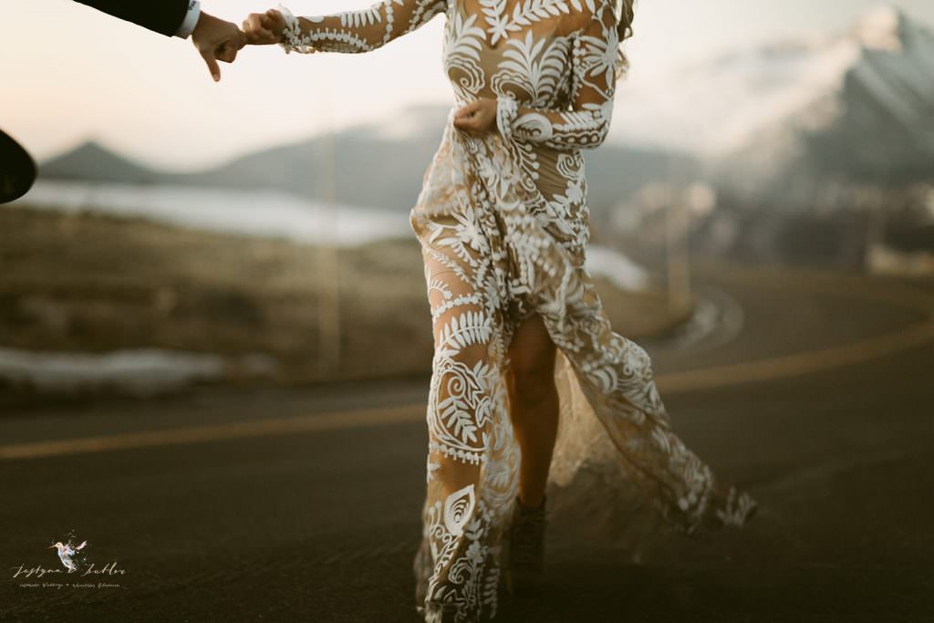 Colorado Winter Adventure Elopements + Intimate Weddings | Colorado Adventure Destinations | Adventure | Rocky Mountain National Park Wedding Photographer
