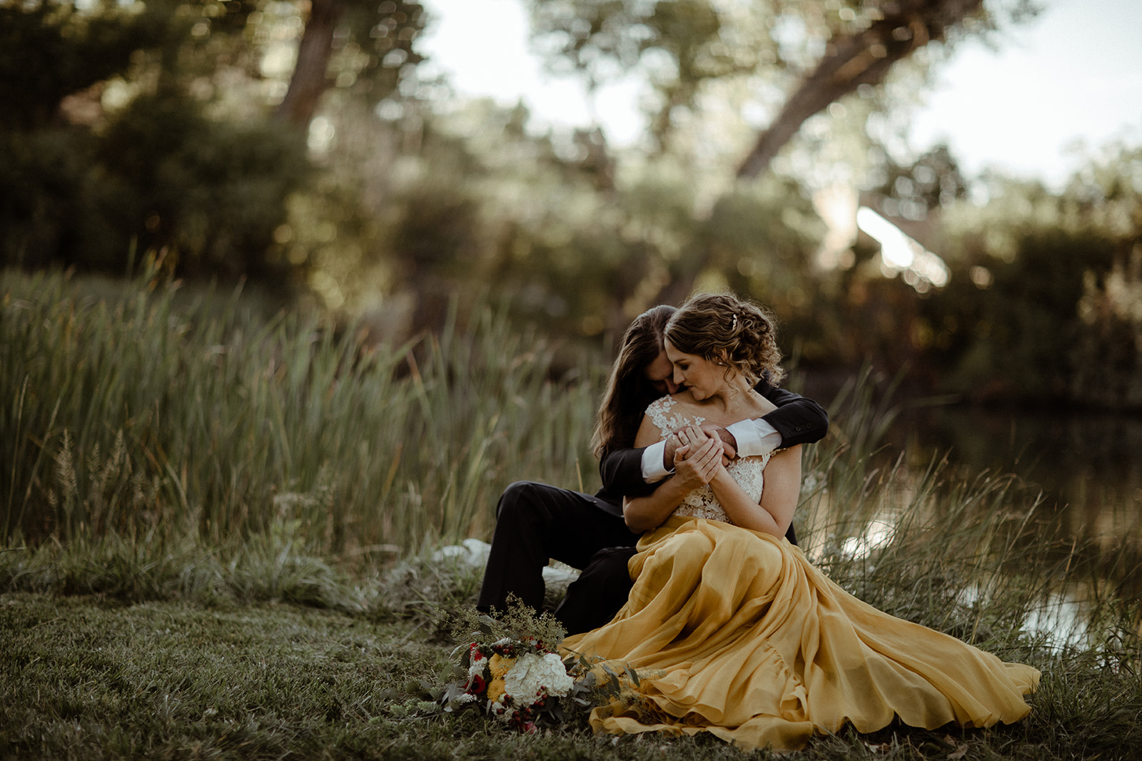 Justyna E. Butler | Colorado Elopement Photographer SPECIALIZING IN CINEMATIC ADVENTURE ELOPEMENTS, HIKING ELOPEMENTS & INTIMATE MOUNTAIN WEDDINGS IN THE ROCKY MOUNTAINS & WORLDWIDE TEL:+17202190912
